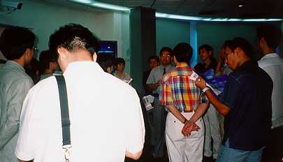 act_199809-2.JPG (11384 bytes)