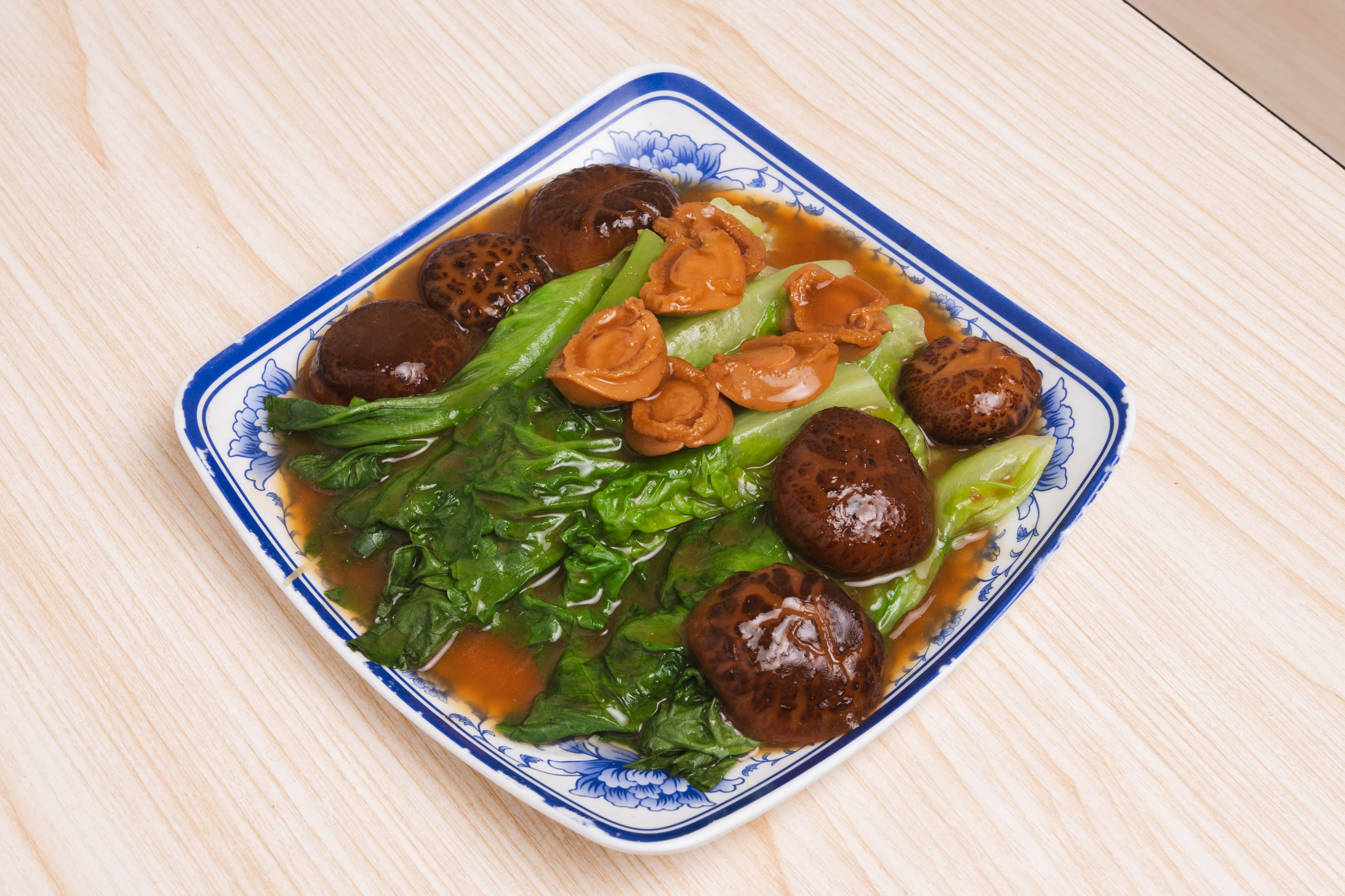 鮑魚冬菇菜