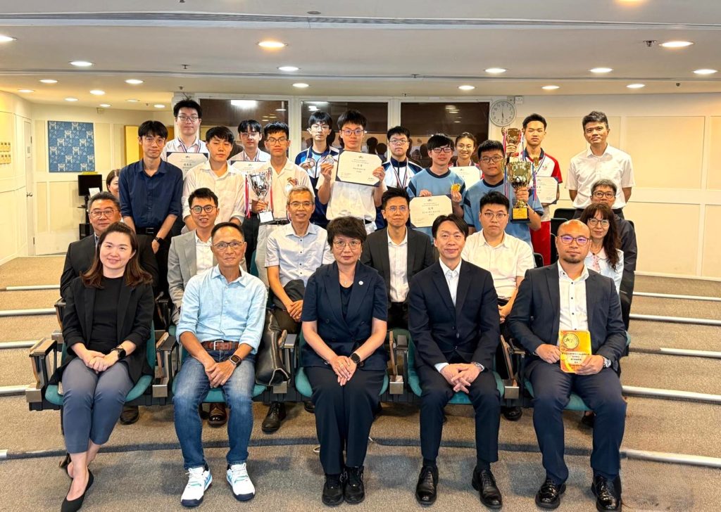 全澳中學生 Python 解難比賽圓滿舉行 激發青少年編程潛力 (2025.06.12 新聞稿)