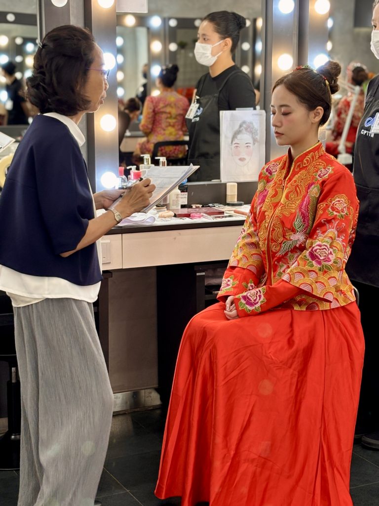 生產力為婚慶行業發展育人才